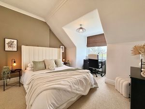 Photo 8- click for photo gallery